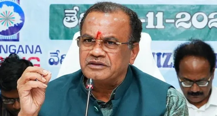 తెలంగాణ రహదారుల్లో రూ. 60,799 కోట్ల రివల్యూషన్.. ముఖచిత్రం మార్చే మెగా ప్రాజెక్టులు

