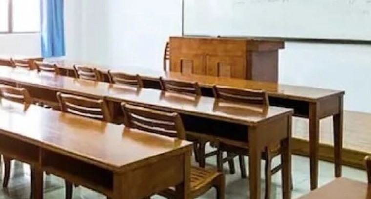 ఫీజు బకాయిల సమరం.. ప్రభుత్వం స్పందించకపోతే రేపట్నుంచి తెలంగాణ కాలేజీలు బంద్‌? 

