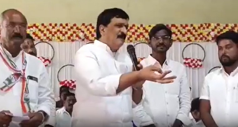 నిజాంపేటలో పాలనా భవనాల నిర్మాణానికి కృషి: మాజీ ఎమ్మెల్యే హనుమంతరావు

