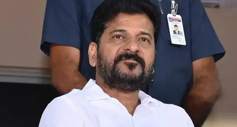 రేవంత్ సర్కార్ vs బీఆర్ఎస్.. ముదిరిన 'సిట్' సెగ.. ప్రగతి భవన్ ముట్టడితో హైటెన్షన్!

