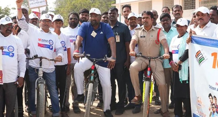 ఓటు వజ్రాయుధం: నారాయణపేటలో ఉత్సాహంగా సాగిన సైకిల్ ర్యాలీ

