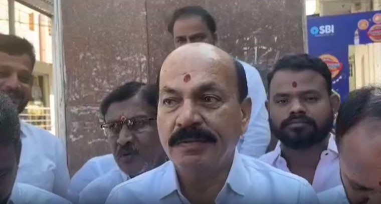 కేసీఆర్ పాలనలో తెలంగాణ సమృద్ధి, సంతోషం ఆవిష్కరించాయి: చింతా ప్రభాకర్

