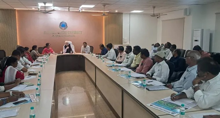 నాణ్యమైన విద్యే లక్ష్యం.. డిగ్రీ కళాశాలల్లో బయోమెట్రిక్ హాజరు తప్పనిసరి - వీసీ ఆచార్య కాజా అల్తాఫ్ హుస్సేన్

