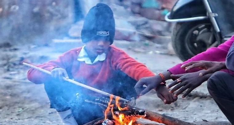 తెలంగాణలో తుఫాను చలి.. వాతావరణ హెచ్చరికలు పెరిగాయి

