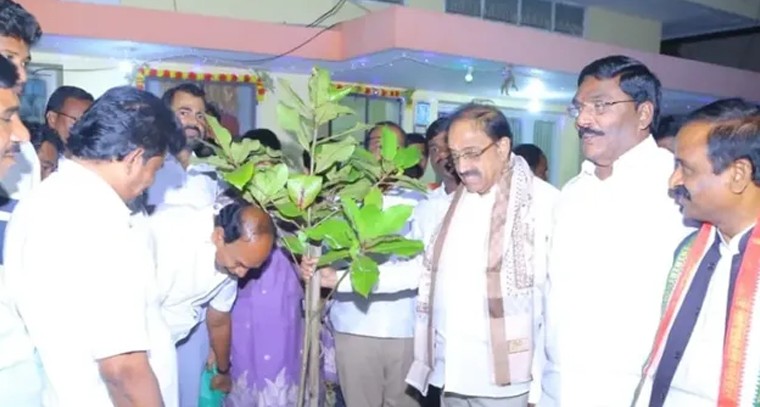 ఖమ్మం నగరాభివృద్ధికి ప్రజా ప్రభుత్వం కట్టుబడింది.. మంత్రి తుమ్మల సంచలన ప్రకటన

