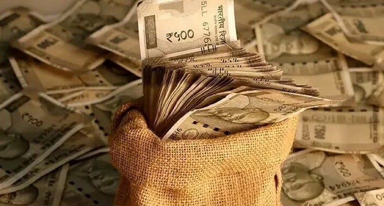 తెలంగాణ సర్కార్ భారీ టార్గెట్.. వచ్చే 3 నెలల్లో రూ. 75 వేల కోట్ల ఆదాయమే లక్ష్యం!

