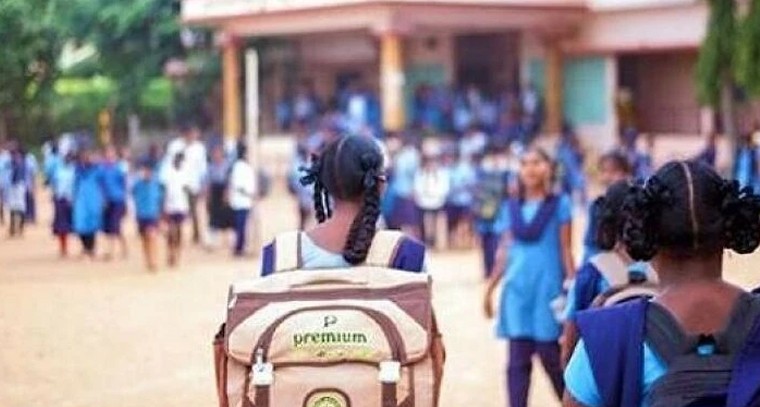 ప్రభుత్వ బడుల రూపురేఖలు మార్చేందుకు 'విద్యా వికాస్'.. కార్పొరేట్ స్థాయిలో వసతులు, ఫౌండేషన్ విద్యకు ప్రాధాన్యం

