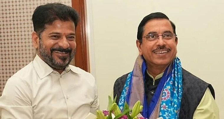 సన్నబియ్యం సరఫరాలో తెలంగాణ ముందంజ.. రేవంత్ కేంద్రమంత్రికి విన్నపం

