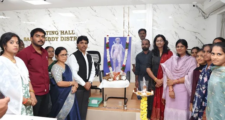 బిర్సా ముండా జయంతి.. సంగారెడ్డిలో గిరిజన గౌరవోత్సవం

