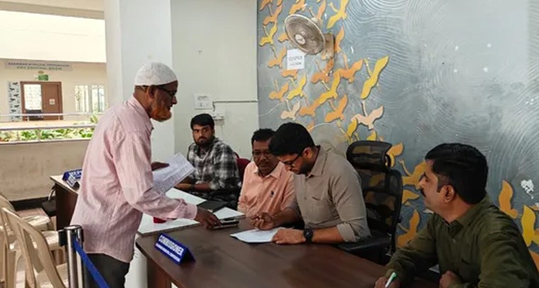 ఖమ్మం కార్పొరేషన్‌లో ‘ప్రజావాణి’: ప్రజల సమస్యల పరిష్కారమే లక్ష్యంగా కమిషనర్ ఆదేశాలు

