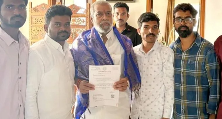 పేదలకు అండగా ప్రభుత్వం: మూగ బాలిక వైద్యానికి రూ.7 లక్షల ఎల్ఓసీ అందజేసిన మంత్రి దామోదర

