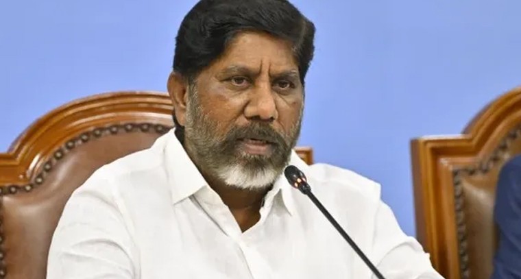 కొత్త జిల్లాల రద్దు వార్తలపై డిప్యూటీ సీఎం క్లారిటీ: తప్పుడు ప్రచారాలను నమ్మవద్దని సూచన

