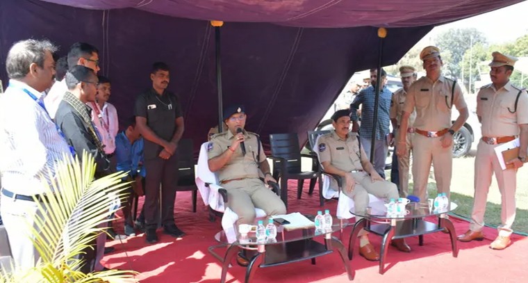 హోంగార్డులకు గొప్ప శుభవార్త.. మరణిస్తే రూ.45 లక్షల పరిహారం – ఎస్పీ పరతోష్ పంకజ్ హామీ!

