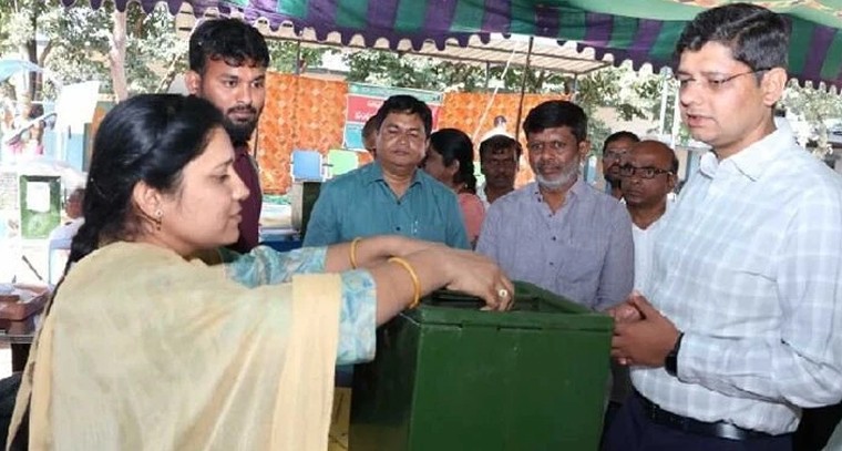 కామారెడ్డి గ్రామ పంచాయతీ ఎన్నికల ప్రక్రియలో కలెక్టర్ ఆశిష్ సాంగ్వాన్ ప్రత్యేక చర్యలు

