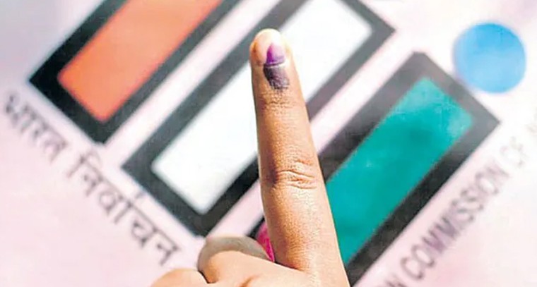 తెలంగాణ రెండో విడత గ్రామ పంచాయతీ ఎన్నికలు.. సంగారెడ్డి జిల్లాలో ఉదయం నుంచే పోలింగ్ జోరు

