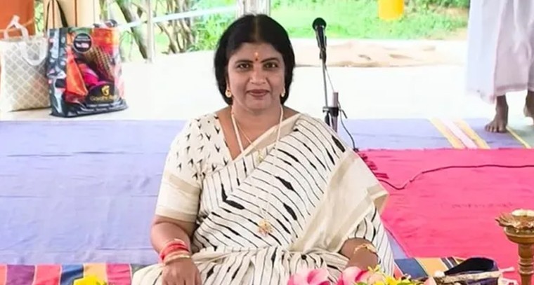 తెలంగాణ కోసం ఉద్యోగం వదులుకున్న డీఎస్పీ నళిని.. మరణం అంచున ఆమె ఆవేదన

