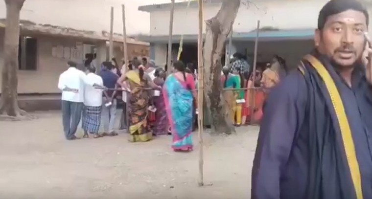 ఖమ్మం జిల్లా గ్రామ పంచాయతీ ఎన్నికల్లో మొదటి దశలో ఉదయం 23% పోలింగ్..!

