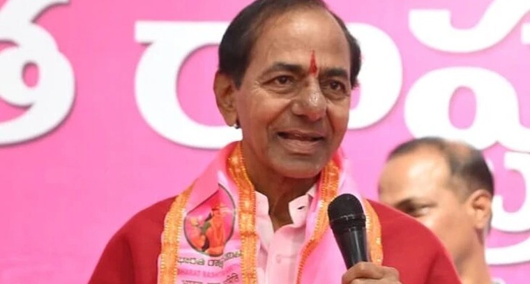 ఫోన్ ట్యాపింగ్ కేసు.. పోలీసులకు కేసీఆర్ 6 పేజీల ఘాటు లేఖ.. రేపు విచారణకు హాజరు!

