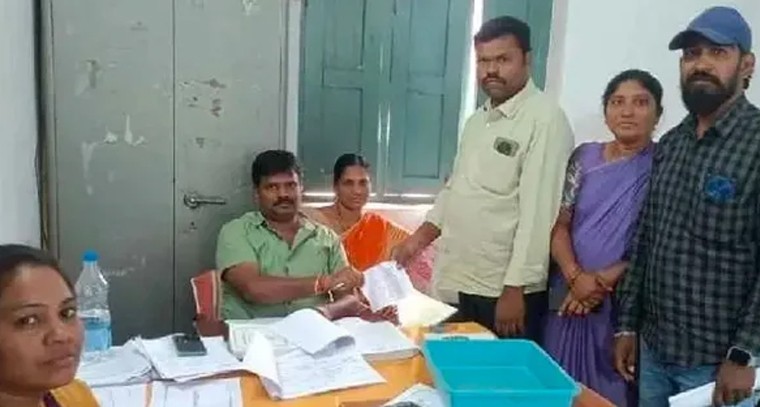 భార్యాభర్తల జోడీ బరిలో.. పాలేరులో కాంగ్రెస్ బలం పరీక్ష!

