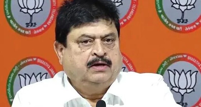 మున్సిపల్ పోరుకు ముహూర్తం ఖరారు? ఈసీ కంటే ముందే తేదీలను ప్రకటించిన బీజేపీ చీఫ్ రామచందర్ రావు

