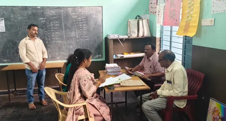 ఖమ్మం జిల్లాలో గ్రామ పంచాయతీ ఎన్నికల హడావిడి.. నామినేషన్లు సూపర్ స్మూత్‌గా సాగాల్సిందే.. అదనపు కలెక్టర్ స్ట్రిక్ట్ ఆర్డర్!

