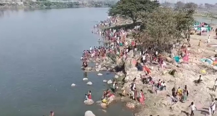 మంజీరా తీరంలో భక్తిప్రవాహం.. చాముండేశ్వరి సన్నిధిలో పోటెత్తిన భక్తులు

