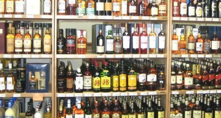 ఖమ్మం మద్యం మార్కెట్‌లో మహా మార్పు.. రేపటి నుంచి కొత్త యజమానుల ఆట!

