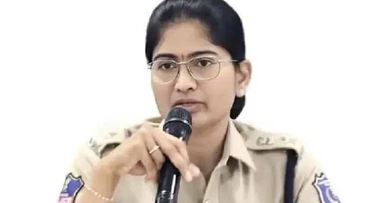 బాల్యం బడికే అంకితం కావాలి.. వనపర్తి జిల్లా ఎస్పీ సునీతా రెడ్డి

