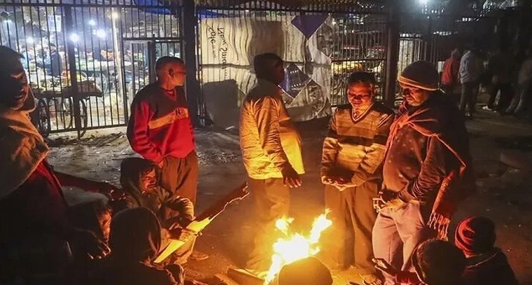 తెలంగాణపై చలి పంజా.. మరో రెండు రోజులు తీవ్రతరం.. జిల్లాలకు ఆరెంజ్ అలర్ట్ జారీ

