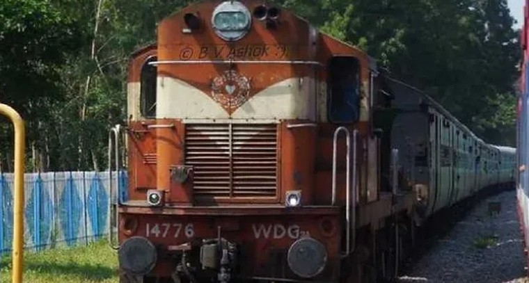 వేల కోట్ల వ్యయం.. అరకొర ప్రయాణం: మహబూబ్ నగర్ - మునిరాబాద్ రైల్వే లైన్‌పై ప్రజల అసహనం

