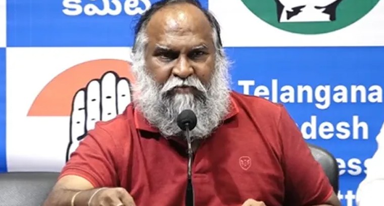 సంగారెడ్డి కాంగ్రెస్‌లో జగ్గారెడ్డి 'హెచ్చరిక' సెగ: రెబల్స్ గీత దాటితే వేటే!

