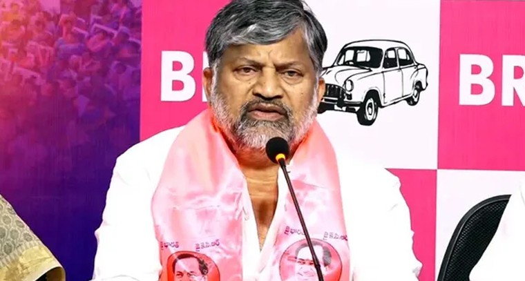 కేసీఆర్‌పై సిట్ విచారణకు వ్యతిరేకంగా జగిత్యాలలో బీఆర్ఎస్ సెగ: రేవంత్ రెడ్డి దిష్టిబొమ్మ దహనం

