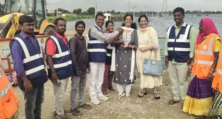 హైదరాబాద్ మాసబ్ చెరువులో వినాయక నిమజ్జనంలో బంగారు గొలుసు డ్రామా.. కుటుంబానికి తిరిగి అప్పగింత

