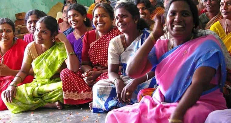 ఆదిలాబాద్ మహిళల స్వయం సహాయక సంఘాలకు వడ్డీ రాయితీ ఆర్థిక సహాయం

