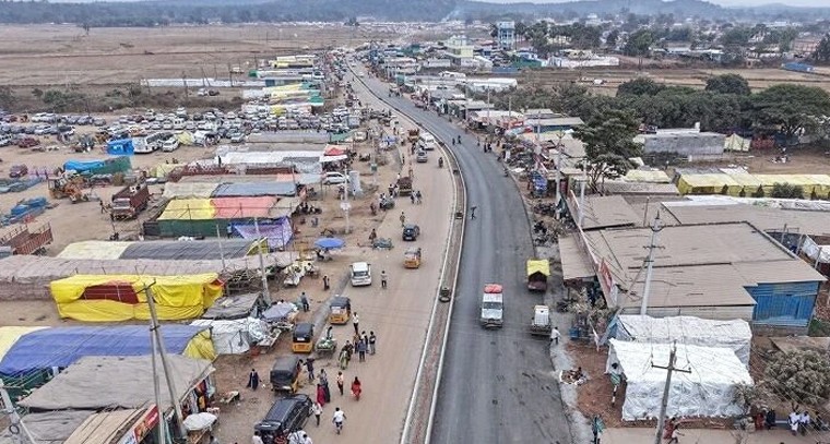 మేడారం జాతర ఏర్పాట్లకు కేంద్రం భారీ నిధులు: పర్యాటక హబ్‌గా మారనున్న ములుగు జిల్లా!

