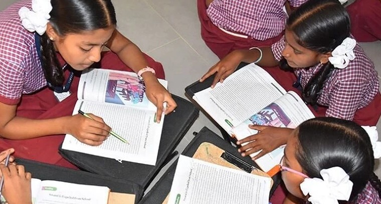 TGCET-2026: గురుకుల పాఠశాలల్లో 5 నుంచి 9వ తరగతి ప్రవేశాలకు నోటిఫికేషన్ జారీ

