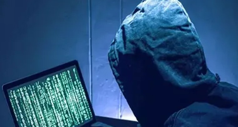 తుంబూరులో హవాలా కలకలం.. రూ. 2.50 కోట్లు జమ, రాజకీయ నేతల అనుచరులపై ఆరా

