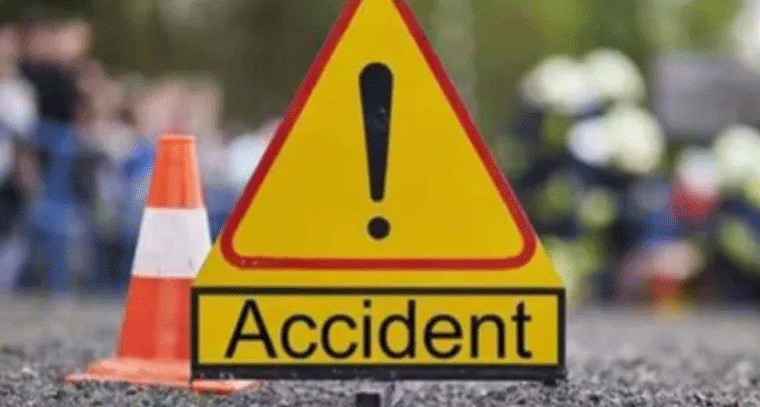 బిడ్డను చూసేందుకు వెళ్తూ రోడ్డు ప్రమాదంలో తండ్రి మృతి