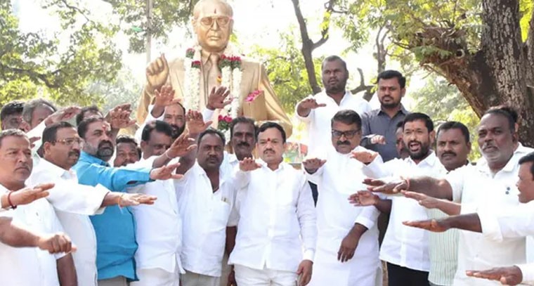 నర్సాపూర్‌లో ఘనంగా నివాళులు