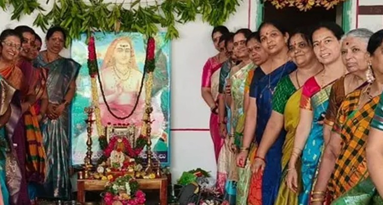 అభివృద్ధి పనులకు మంత్రి శంకుస్థాపన
