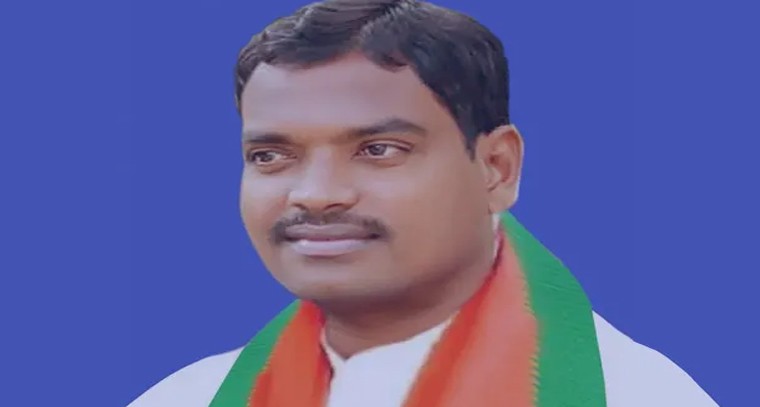 జప్తివీరప్పగూడ గ్రామంలో బీజేపీ గ్రామ కమిటీ ఎన్నుకోవడం.. అధ్యక్షుడిగా ఉదయ్ ఎంపిక

