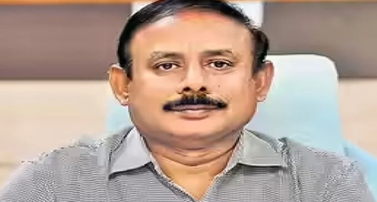 కాళేశ్వరం మాజీ MD హరిరామ్ అక్రమాస్తుల జప్తుకు ఇరిగేషన్ శాఖ గ్రీన్ సిగ్నల్.. వందల కోట్ల ఆస్తులపై ప్రభుత్వ కొరడా

