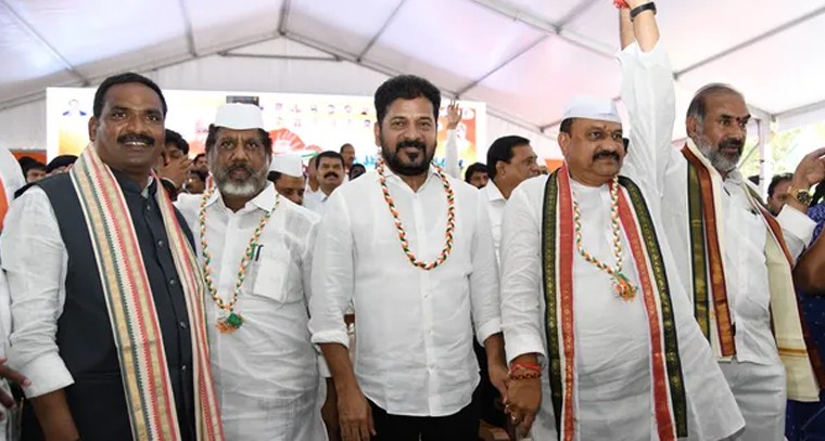 బీసీ రిజర్వేషన్ల కోసం సీఎం రేవంత్ రెడ్డి ఉద్ధృత పోరాటం

