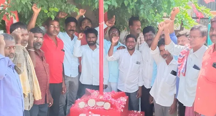 బ్రాహ్మణవెల్లంల గ్రామంలో ఘనంగా మే డే వారోత్సవాలు

