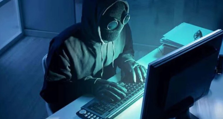 డిజిటల్ అరెస్ట్ మోసం..హైదరాబాద్‌లో వృద్ధురాలి దుర్మరణం

