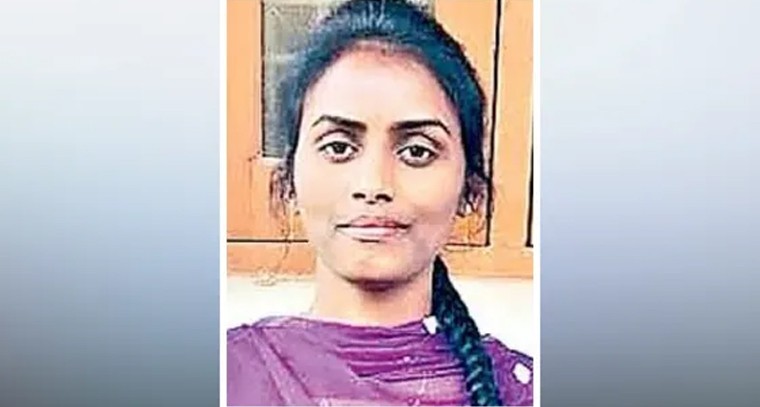 పెళ్లి ఒత్తిడితో యువతి ఆత్మహత్య.. కరీంనగర్‌లో విషాదం

