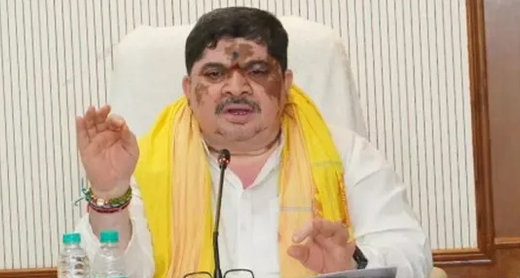 బీసీ వసతి గృహాలకు రూ.100 కోట్లు.. మంత్రి పొన్నం ప్రభాకర్

