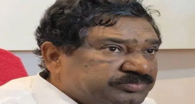 మాజీ డిప్యూటీ సీఎం రాజయ్యకు హౌస్ అరెస్ట్.. స్టేషన్‌ఘన్‌పూర్‌లో ఉద్రిక్తత రంగం

