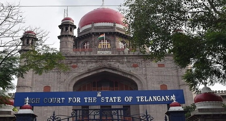 తెలంగాణ ఉద్యమకారులకు హైకోర్టు తీపి కబురు.. 8 వారాల్లో ఇళ్ల స్థలాలు, పెన్షన్లు ఇవ్వాలని ఆదేశం


