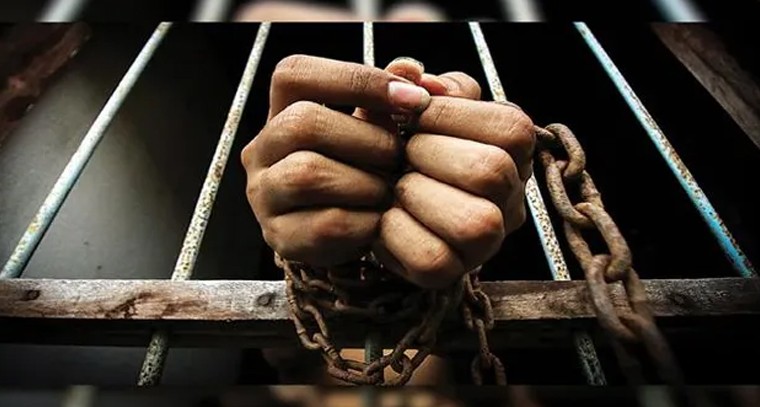 మలక్‌పేటలో దారుణ హత్య.. కాల్పుల ఘటనలో నలుగురు నిందితుల లొంగుబాటు

